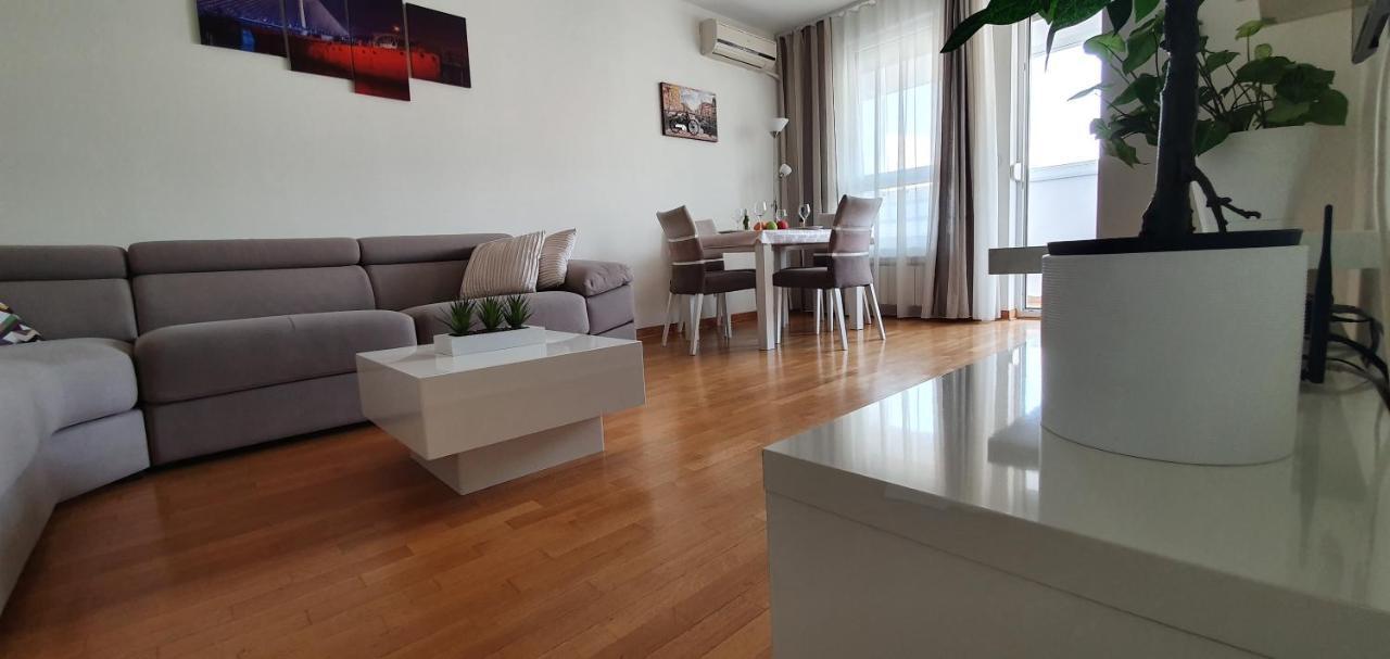 Royal Apartment Belvill Belgrado Exterior foto